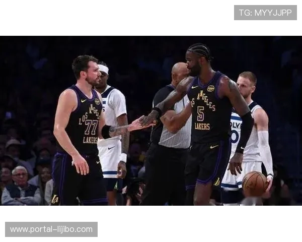 湖人核心状态回暖带队连胜 勇士交易传闻再掀联盟风波